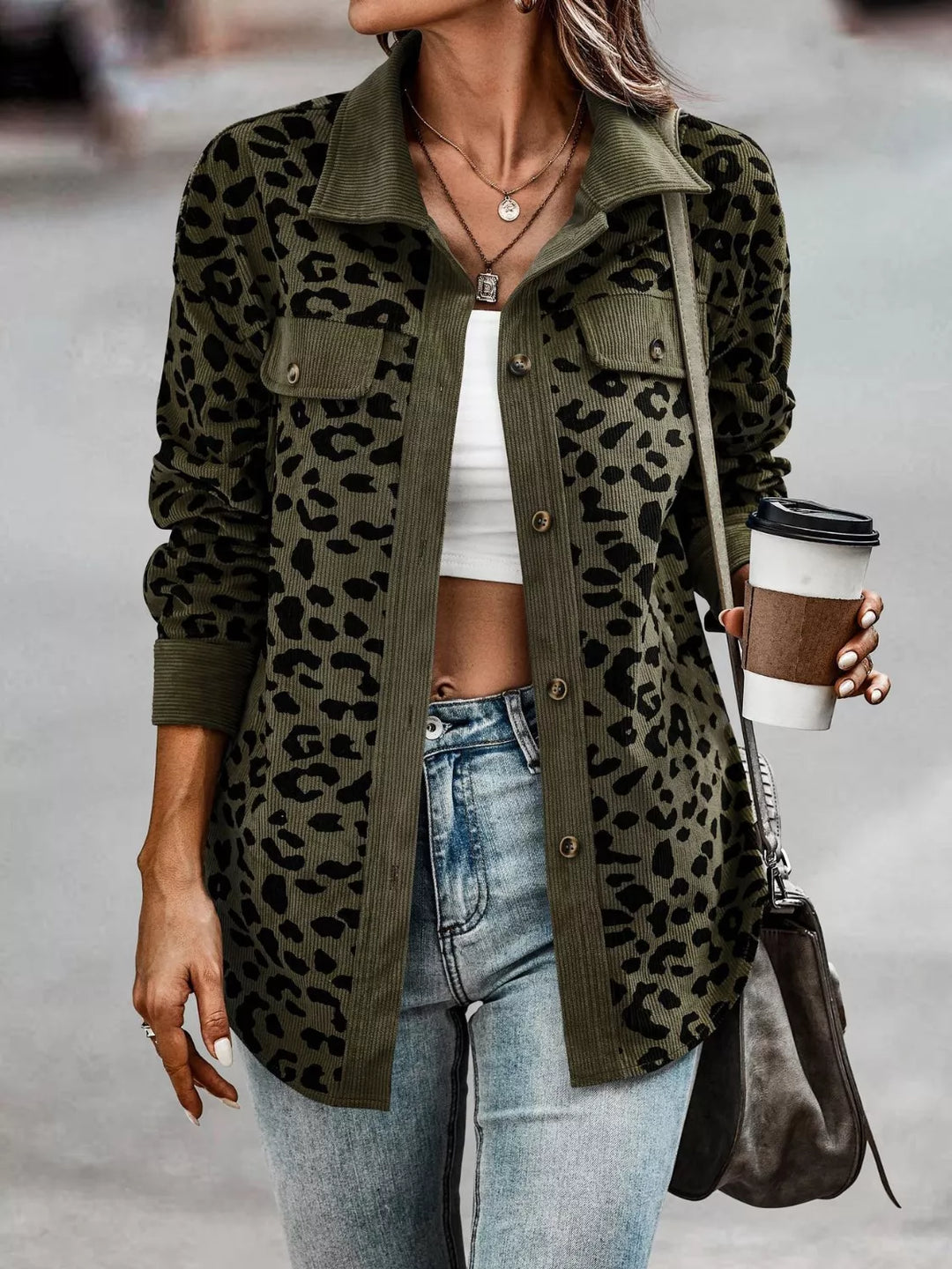 Tamara | Bunda s leopardím vzorem a knoflíky
