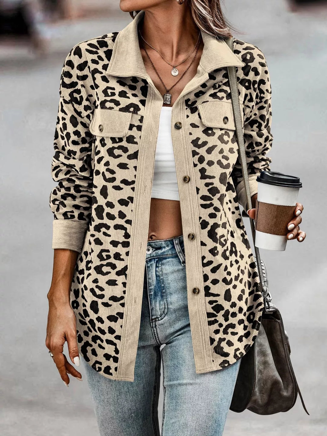 Tamara | Bunda s leopardím vzorem a knoflíky