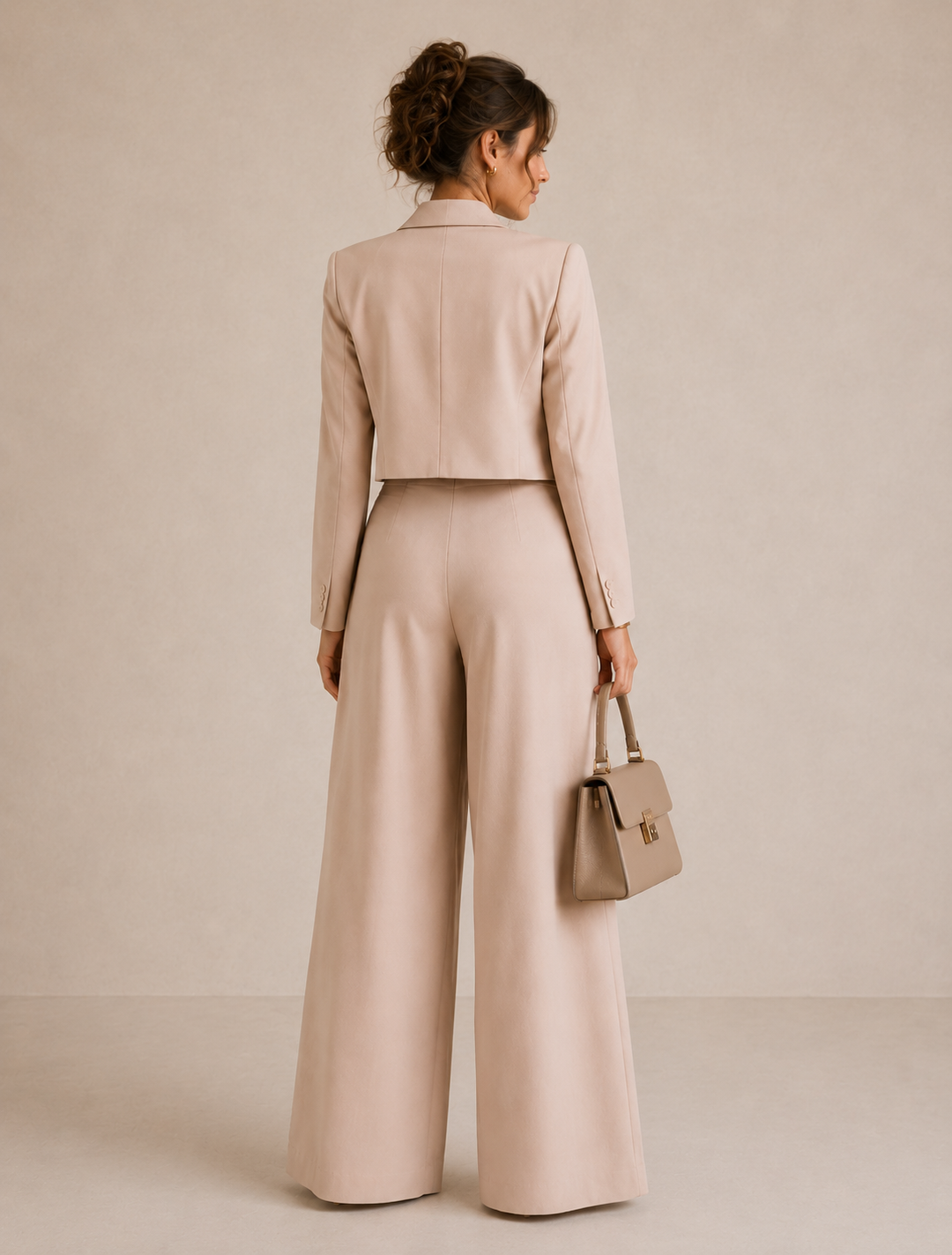 Leontýna | Elegantní univerzální souprava
