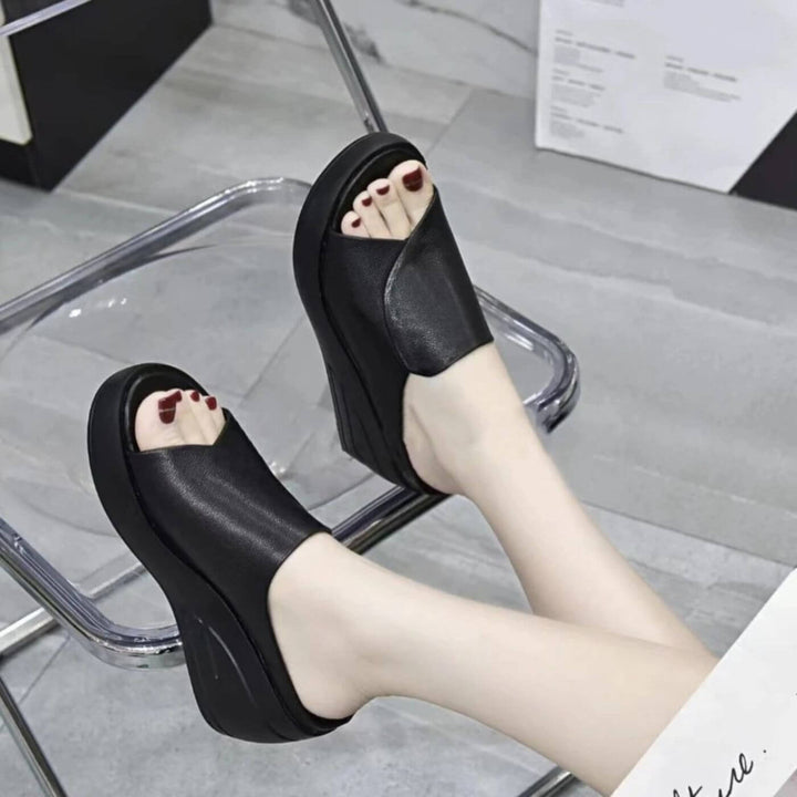 Karla | Ortopedické sandály na klínovém podpatku slip-on