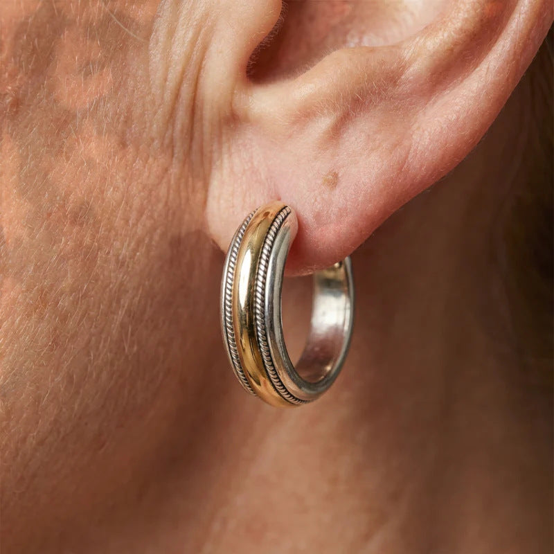 Cecílie | Stříbrné kruhové náušnice se zlatou linkou