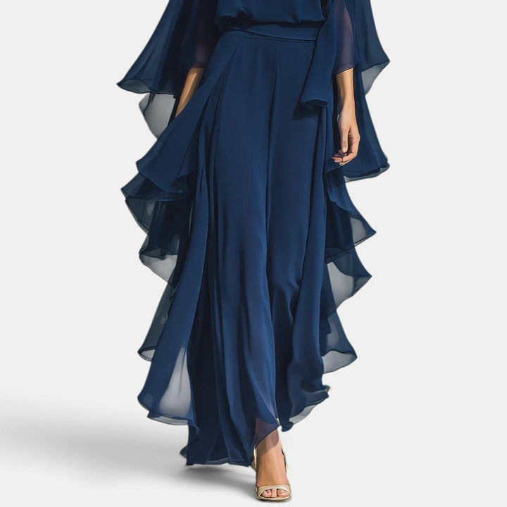 Dalibora II | Elegantní vrstvená dvoudílná souprava
