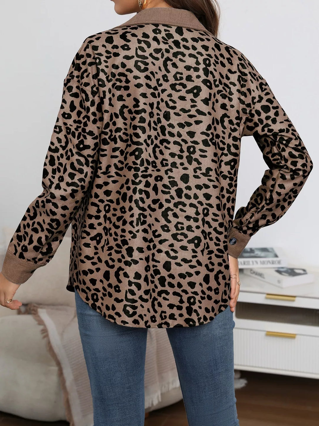 Tamara | Bunda s leopardím vzorem a knoflíky